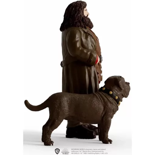 Schleich 42638 Harry Potter - Hagrid és Agyar, az őrkutya