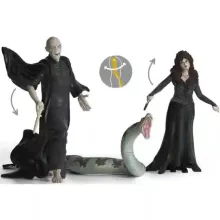 Schleich 42684 Harry Potter - Voldmeort nagyúr, Nagini kígyó és Bellatrix Lestrange