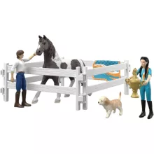 SCHLEICH 42799 Kim lovastorna lovaglókészlete