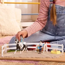 SCHLEICH 42799 Kim lovastorna lovaglókészlete