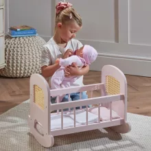 Ivy & Lily fa bölcső játékbabáknak