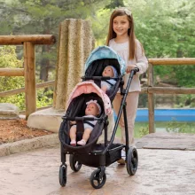 Ivy & Lily összecsukható fémvázas iker babakocsi játékbabáknak