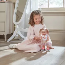 Ivy & Lily interaktív görkorcsolyázó játékbaba