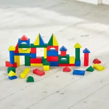 Squirrel Play 50 darabos színes fa építőjáték formaválogatóval