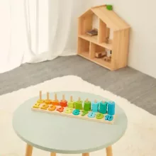 Squirrel Play fa számoló és rakosgató játékkészlet