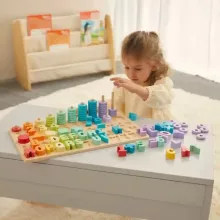 Squirrel Play 102 darabos fa szám- és betűtanuló játékkészlet