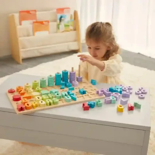Squirrel Play 102 darabos fa szám- és betűtanuló játékkészlet