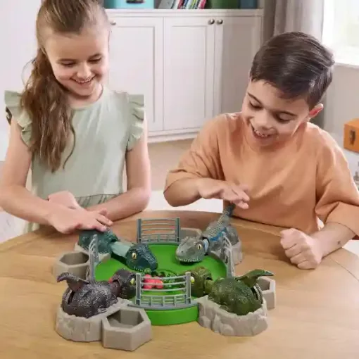 Jurassic World - Falánk velociratorok társasjáték