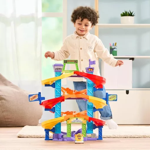 VTech interaktív cikk-cakk torony versenypálya kicsiknek