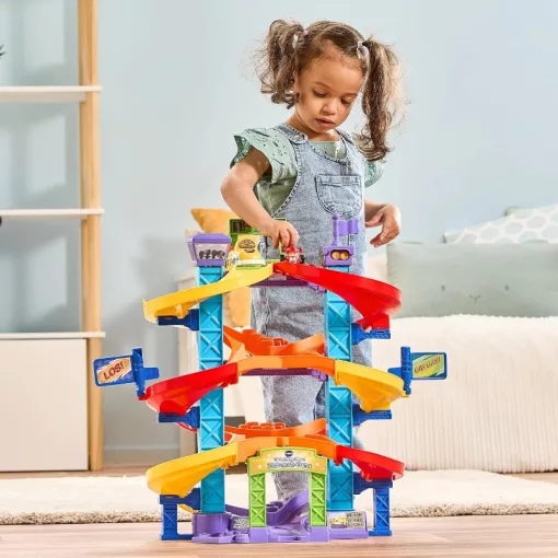 VTech interaktív cikk-cakk torony versenypálya kicsiknek