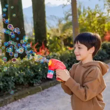 Wanna Bubbles buborékfújó pisztoly fénnyel és folyadékkal