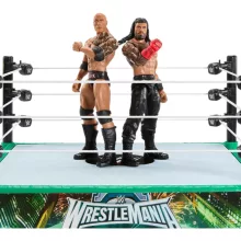 Mattel WWE WrestleMania pankrátor ring The Rock és Roman Reigns figurákkal